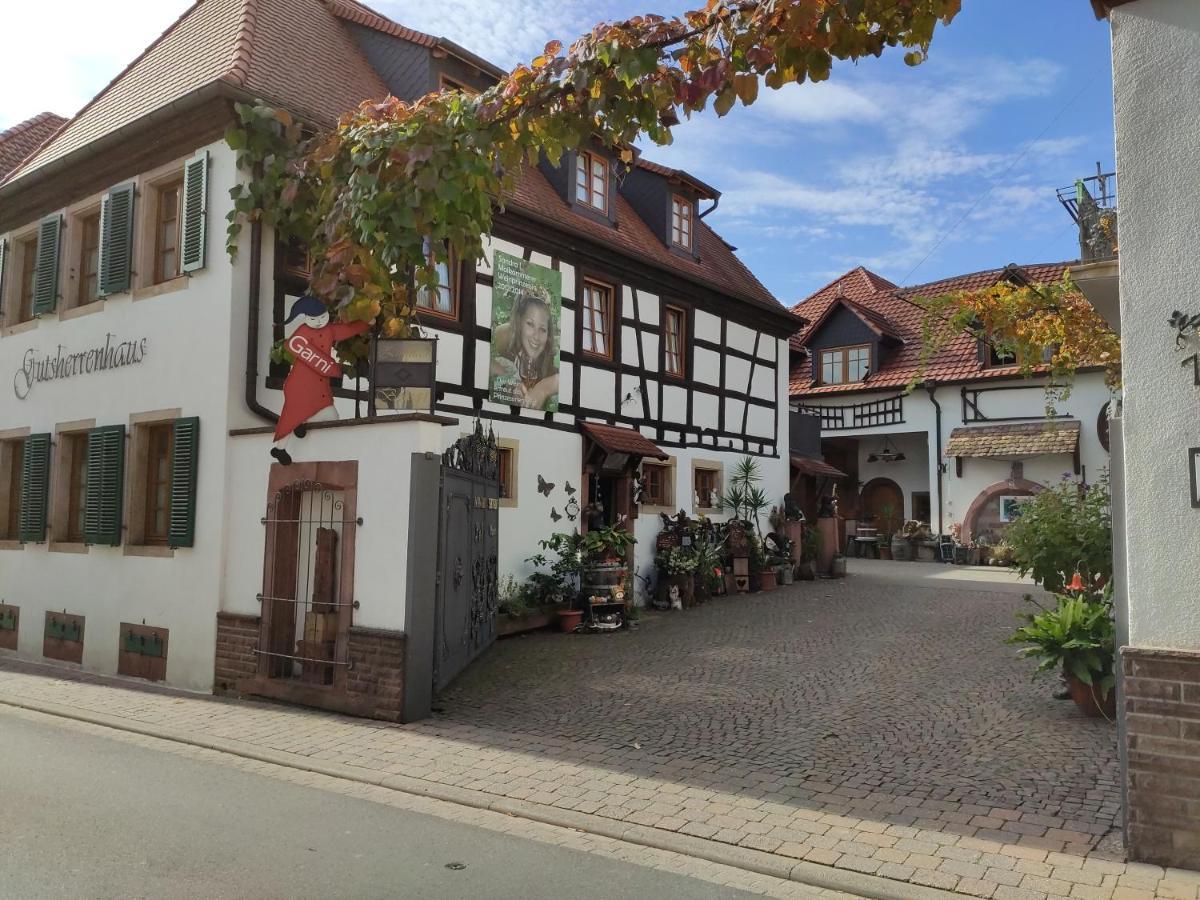 Gutsherrenhaus Maikammer Exterior photo
